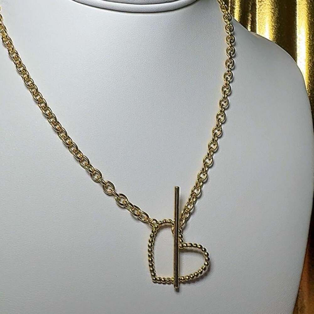 Title Gold Heart Pendant Fc 8 C